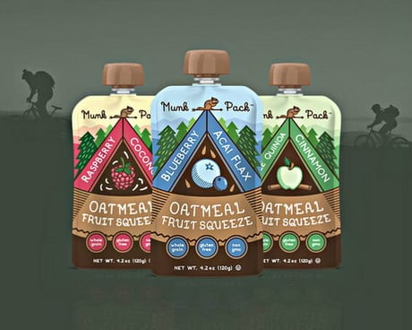 Бурундук на палатке