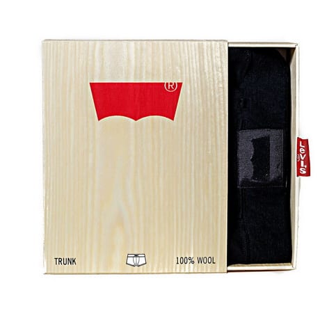 Белье от джинсового короля