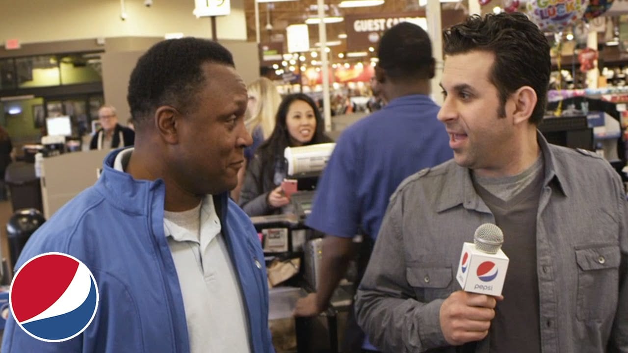 Помогите фуболисту! (ВИДЕО)