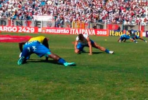 Сплошное "гы-гы-гы" на поле