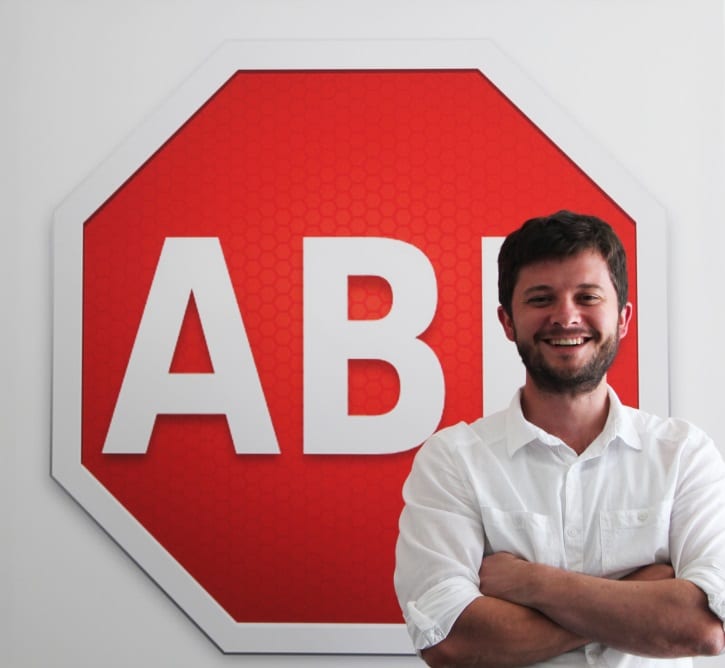 Как блокировщик рекламы зарабатывает на рекламе