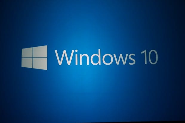 Microsoft подарит Windows 10 пиратам