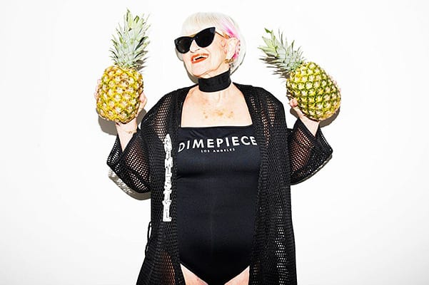 Очаровательная супербабушка