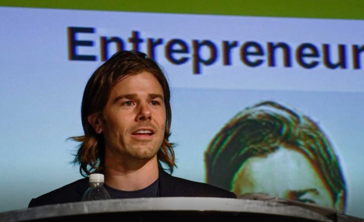 Сколько нужно для счастья?