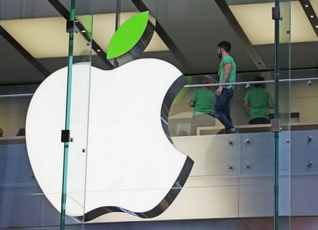 Apple пошел в лес
