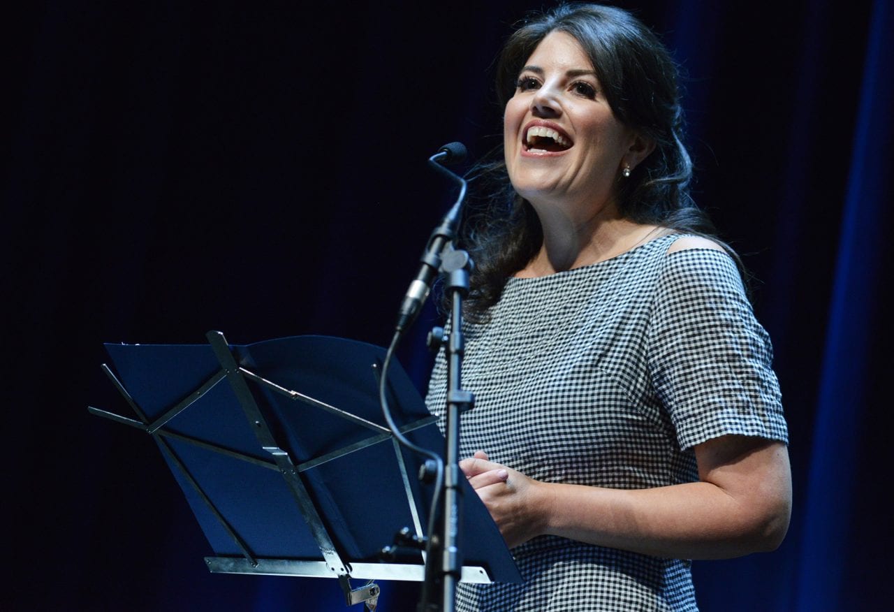 Моника Левински призывает креаторов сказать &quot;нет&quot; публичному порицанию