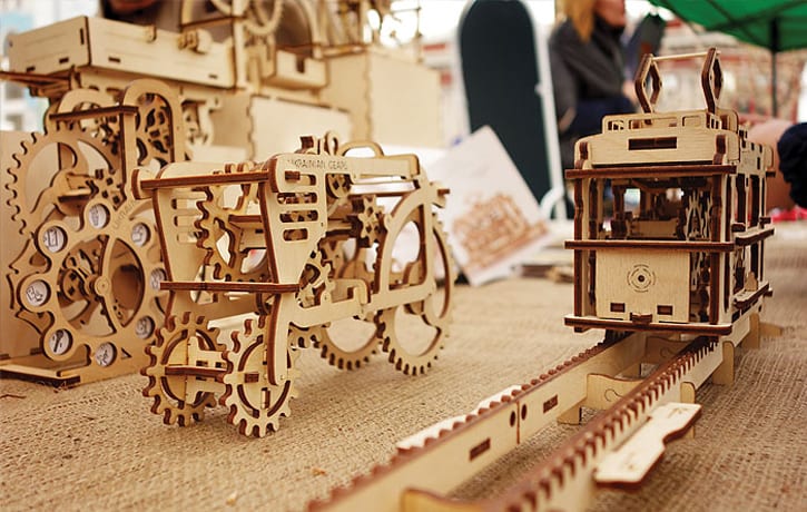 Игрушки как искусство (видео)