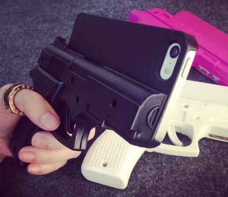 Чехол – опасная игрушка