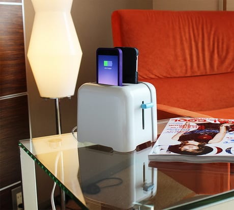 Зарядник с аппетитным дизайном