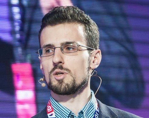 Александр Дятлов: Все истории об успешных стартапах умалчивают о количестве бессонных ночей