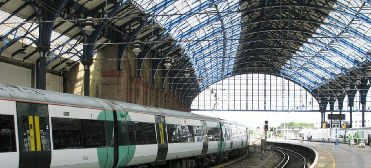 Стена плача на вокзале