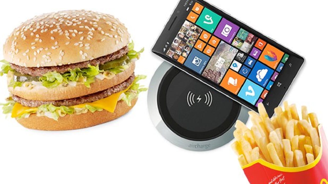 Зарядка для себя и смартфона