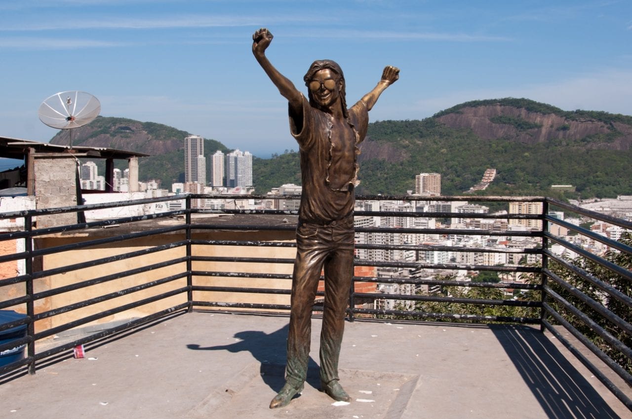 Доходы с того света