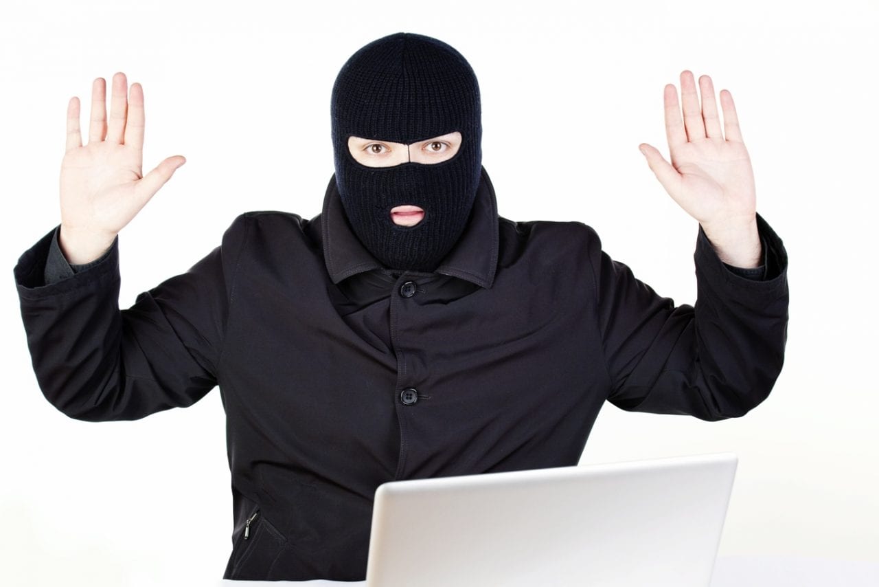 Они до меня дотянулись…