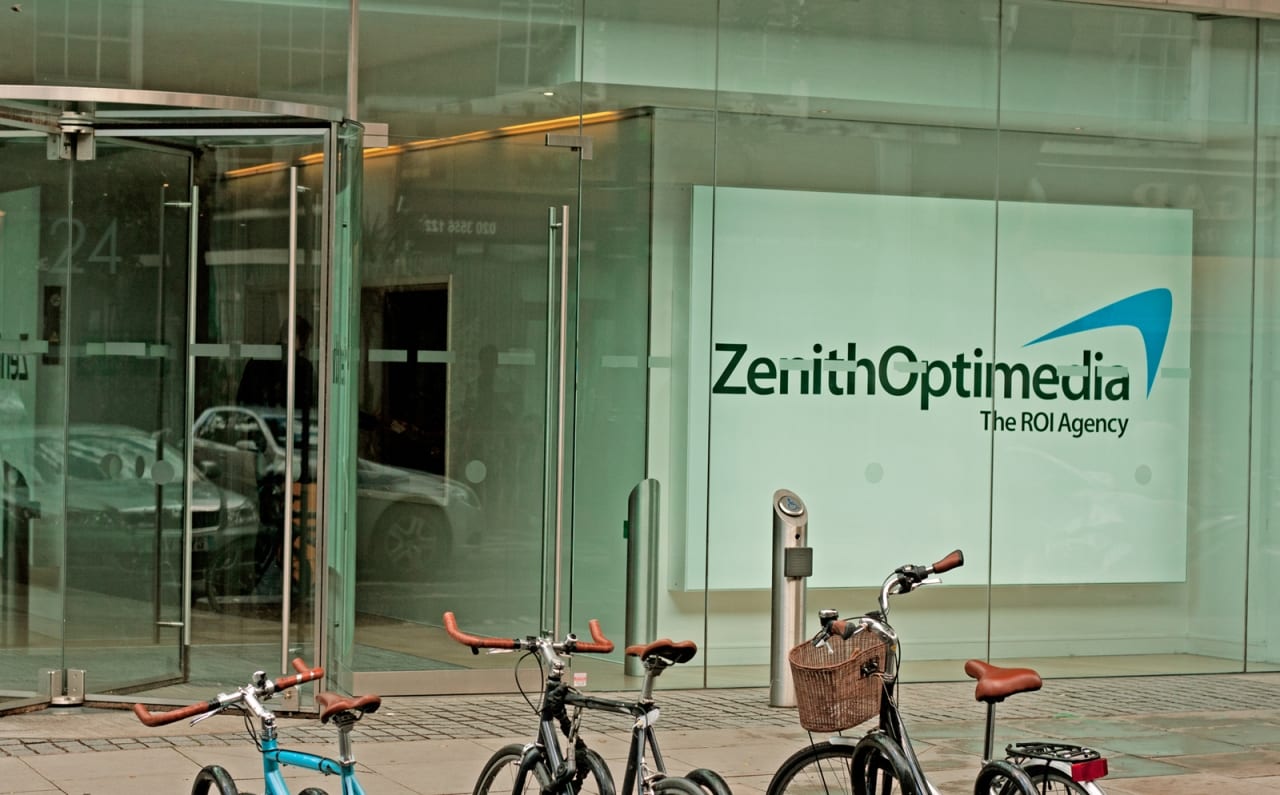 У 2018 році реклама на мобільних пристроях обжене рекламу на настільних комп’ютерах