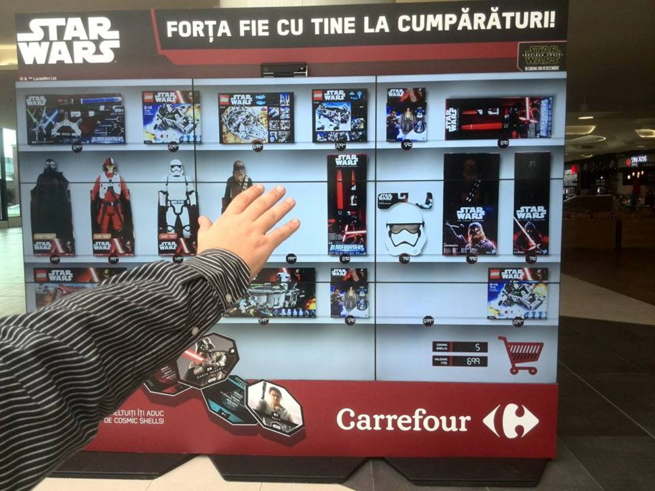 Каждый покупатель может стать джедаем (ВИДЕО)