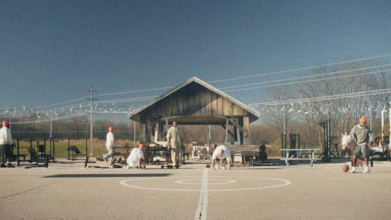 Зэки требуют: свободу детям! (ВИДЕО)