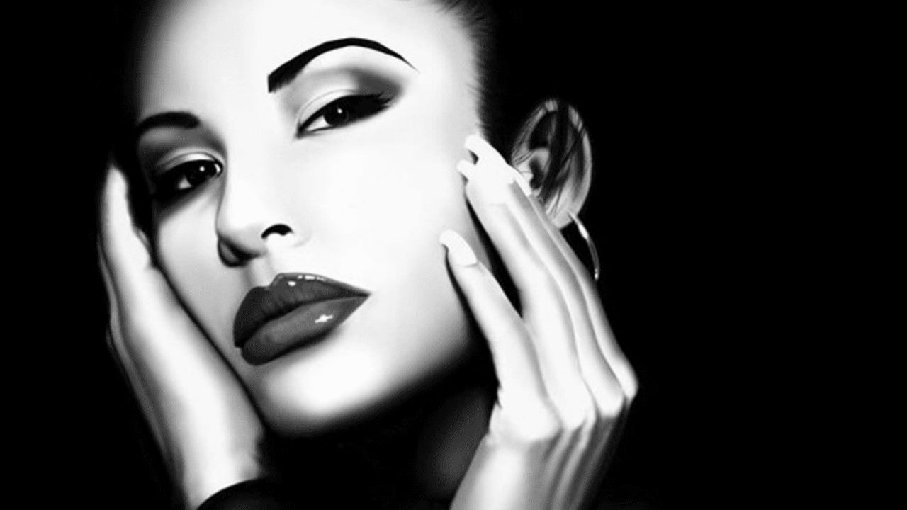 Помада в память звезды (ВИДЕО)