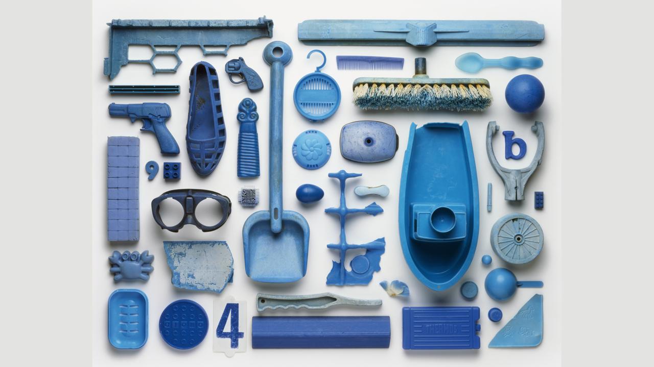 Путешествие с мусорным пакетом или следы на песке