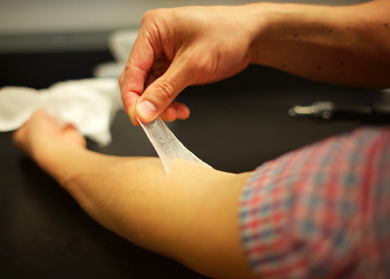 Искусственная кожа против старения