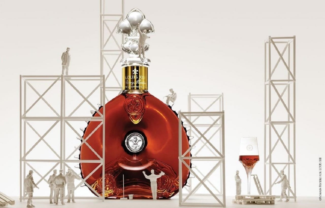 Королевский коньяк королевского объема