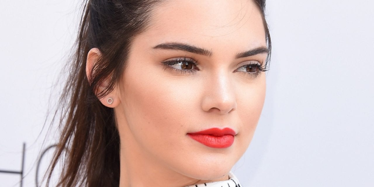 Супермодель за гражданскую активность(ВИДЕО)