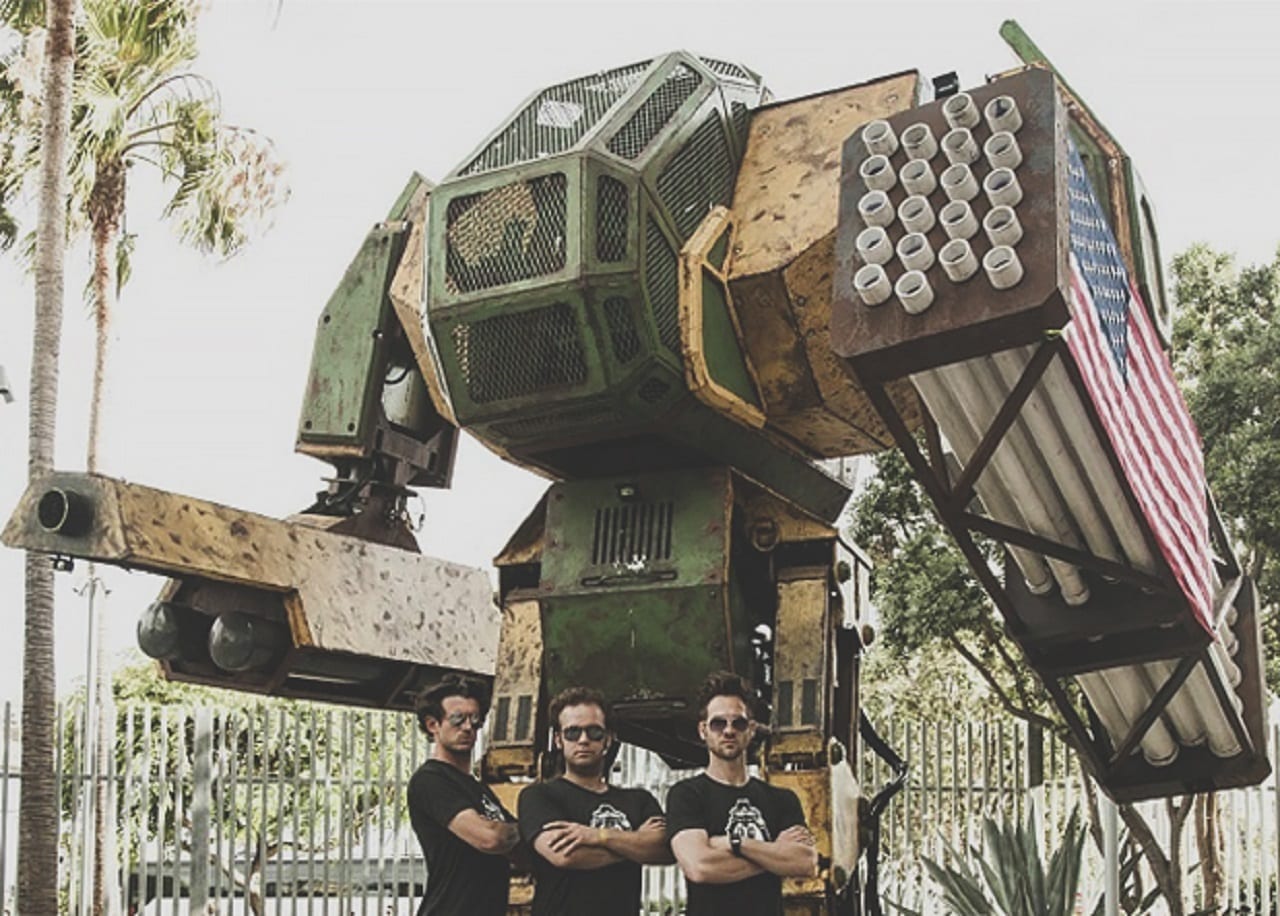 Сериал о строительстве боевого робота (ВИДЕО)