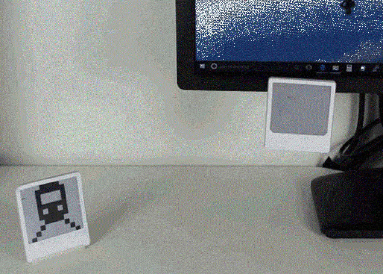 Электронная бумага вместо стикеров (ВИДЕО)