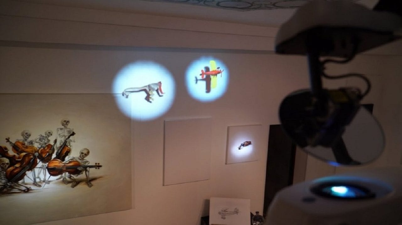 Ожившие картины и танцующие скелеты (ВИДЕО)