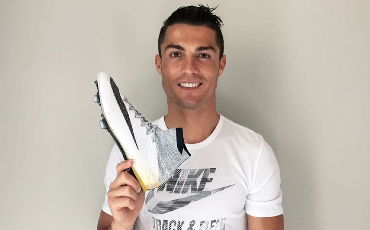 Криштиану Роналду стал пожизненным лицом Nike