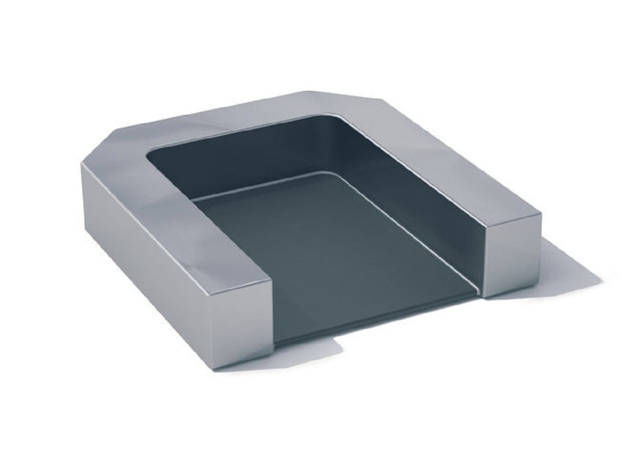 Отдых в туалете и больничный кутюр