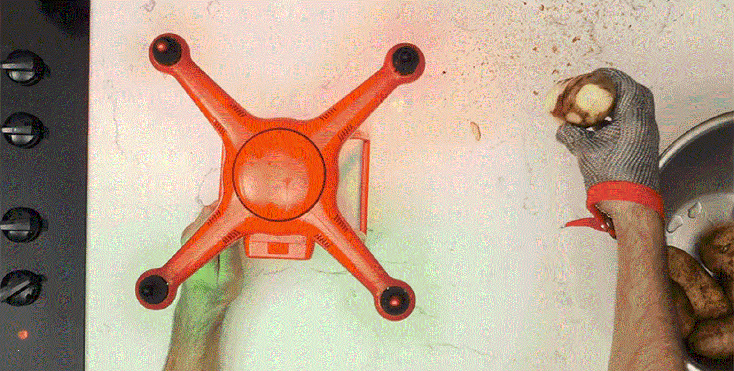 Дрон, который готовит обед (ВИДЕО)