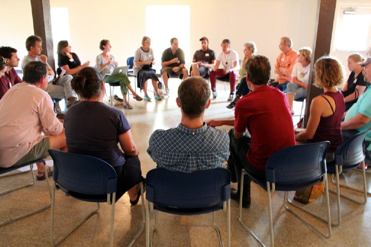 Как организовать и успешно провести дискуссию