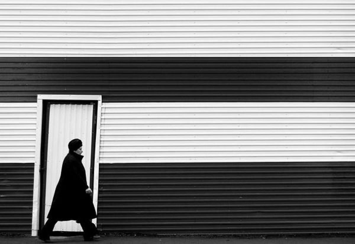 Тени отбрасывают собак. Часть 3.