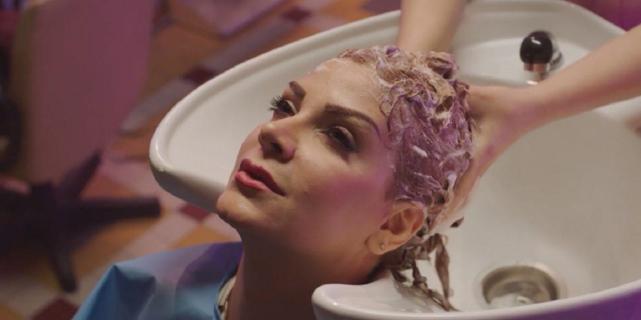 Политика-везде: и в парикмахерской, и в спорте (ВИДЕО)