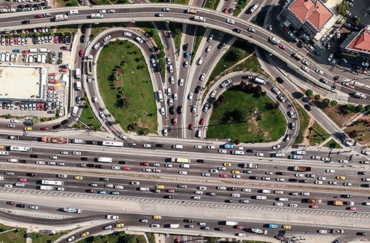 Дивный изогнутый мир Айдына Буйюкташа