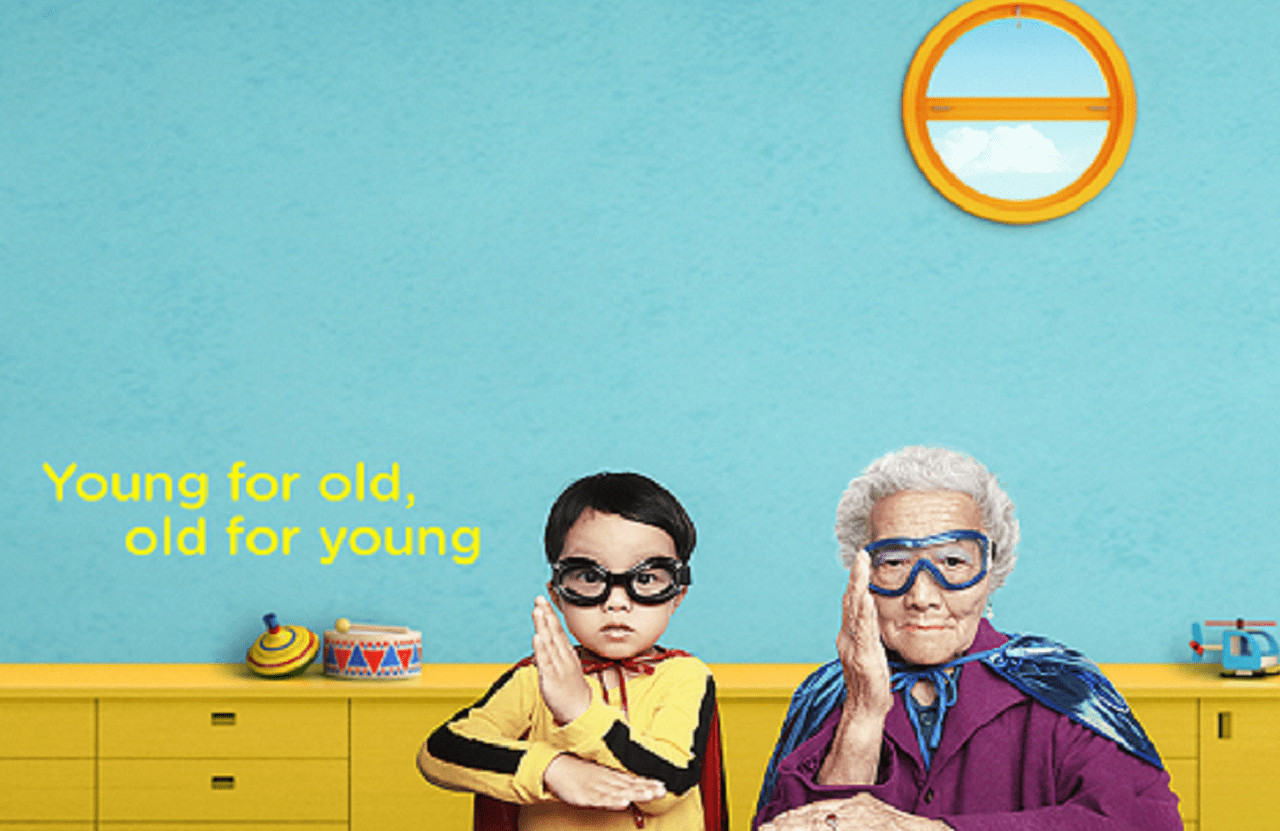 Первый прыжок с вышки: мечта осуществилась в 80 лет (ВИДЕО)