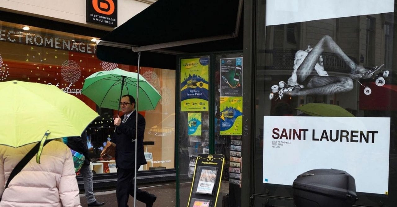 Париж банит сексизм в рекламе. Реклама Saint Laurent была последней каплей