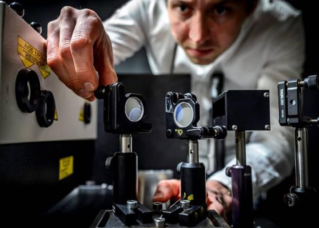 В Швеции создали камеру, делающую 5 триллионов снимков в секунду (ВИДЕО)