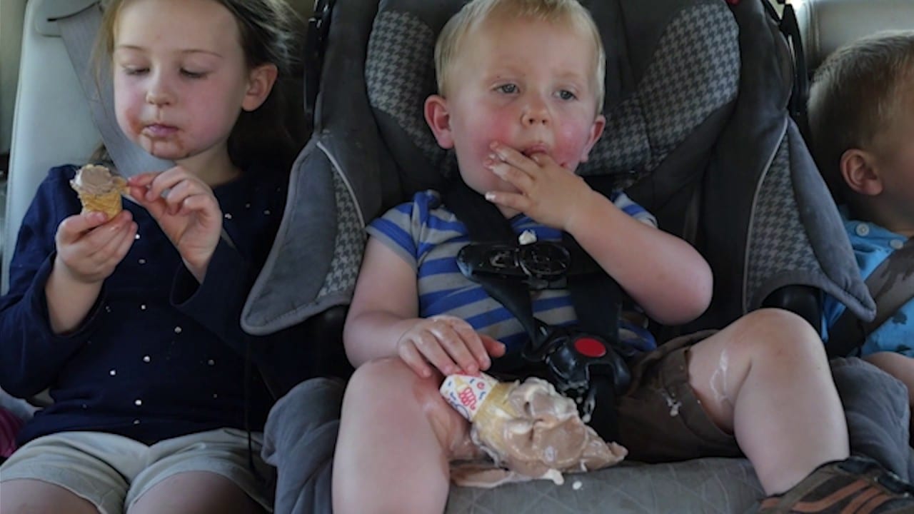 В Британии предлагают музыкальные хиты на любой случай (ВИДЕО)