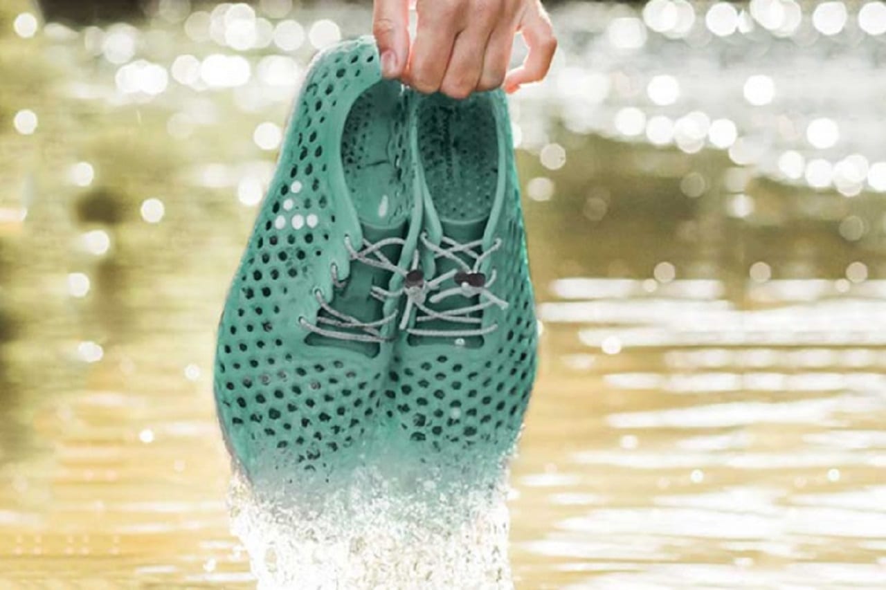 В Британии придумали кроссовки из тины