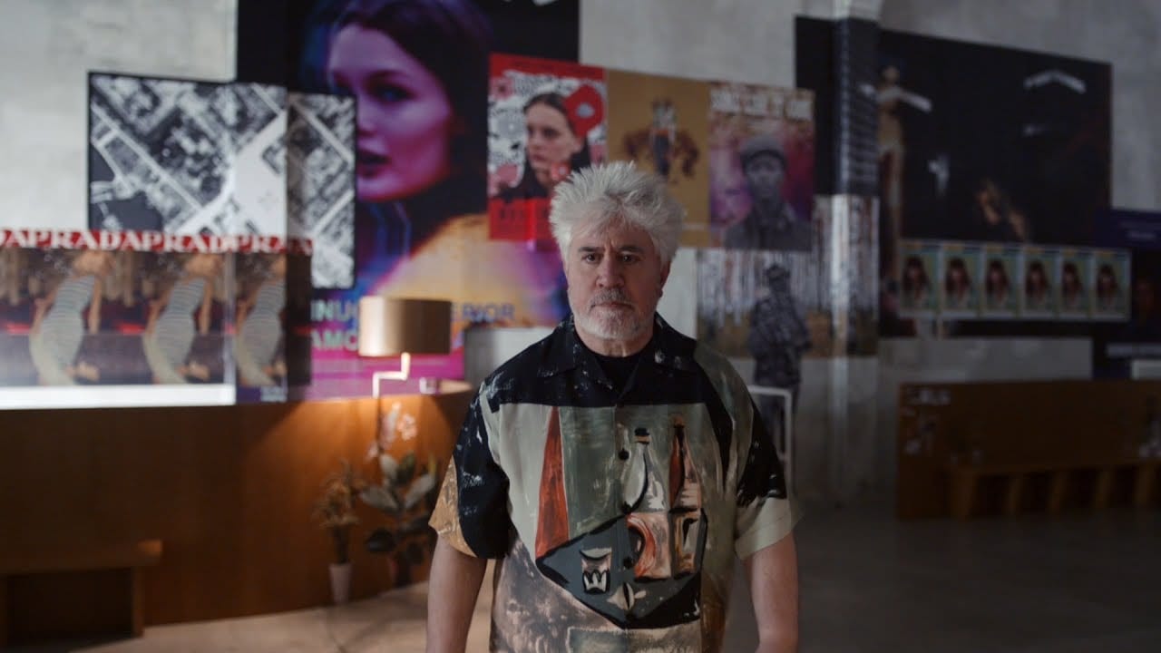 Педро Альмодовар присоединился к клубу любителей Prada (ВИДЕО)