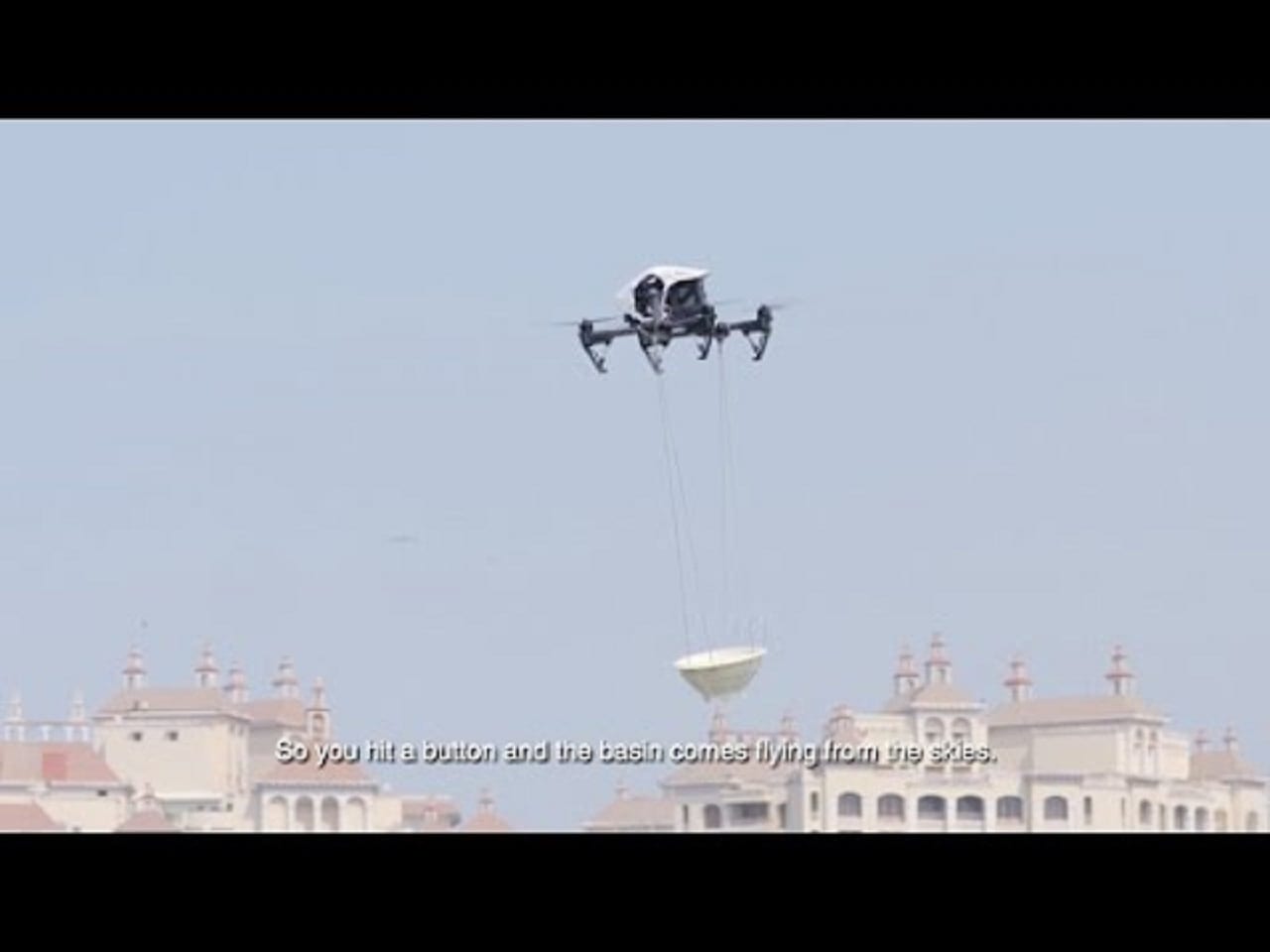 В Индии запустили дроны с тазиками (ВИДЕО)