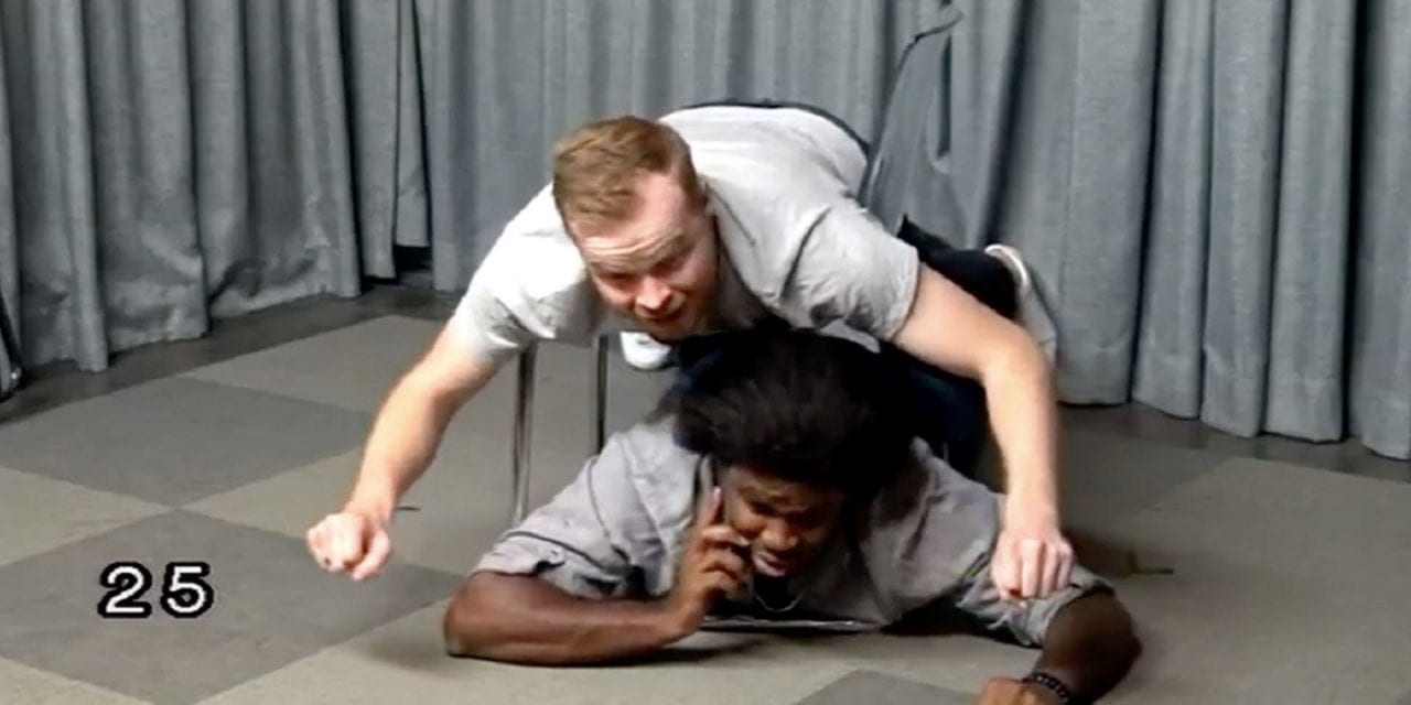 Канадские рекламисты показали на своем примере, как экономить деньги (ВИДЕО)