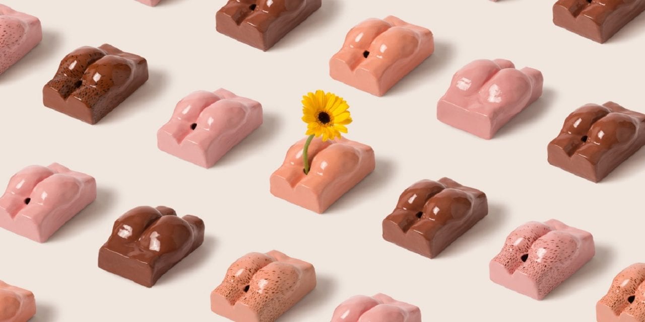 100 вазочек в виде соблазнительных задниц