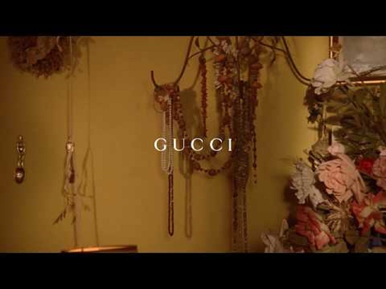 Gucci показал свой блестящий мир (ВИДЕО)