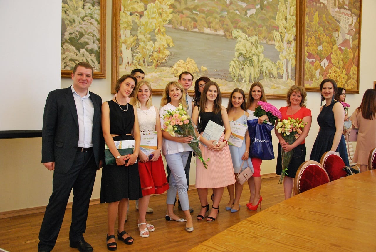 Где искать маркетологов с опытом?