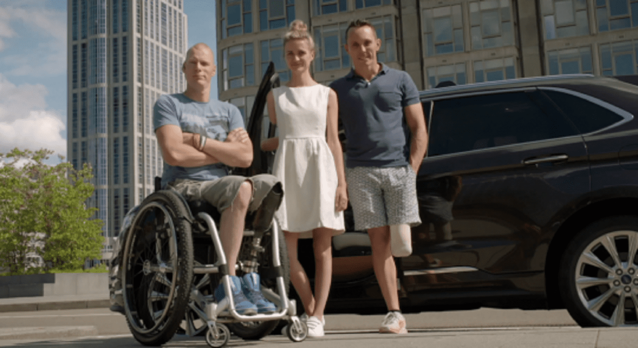 В Нидерландах на линию вышли бесплатные такси с водителями-инвалидами (ВИДЕО)