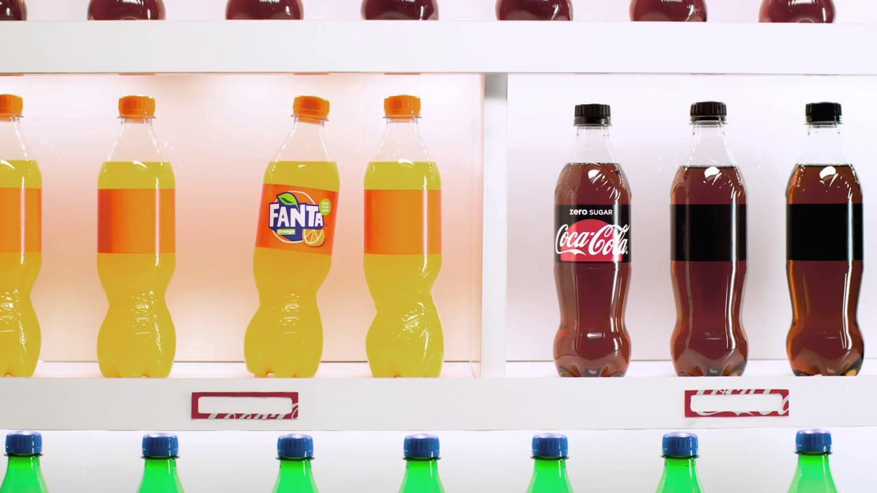 История вечной любви через утилизацию пластика (ВИДЕО)