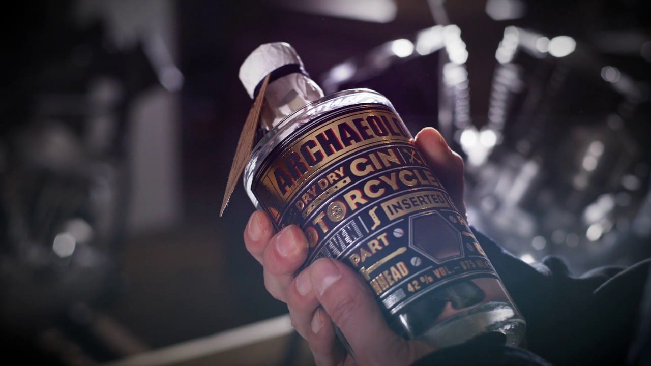 В Германии выпустили уникальную партию джина для байкеров (ВИДЕО)